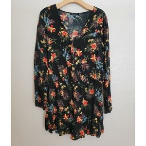 Hype Womens Romper Size xl Floral Print